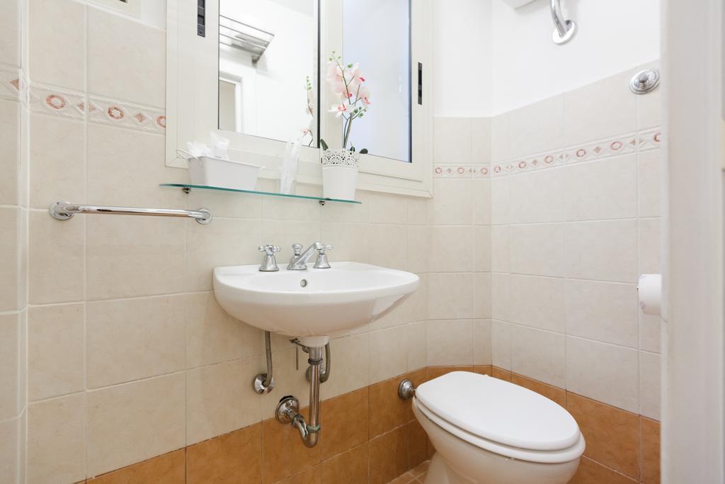 Bed and Breakfast Rotondapantheon à Rome Extérieur photo